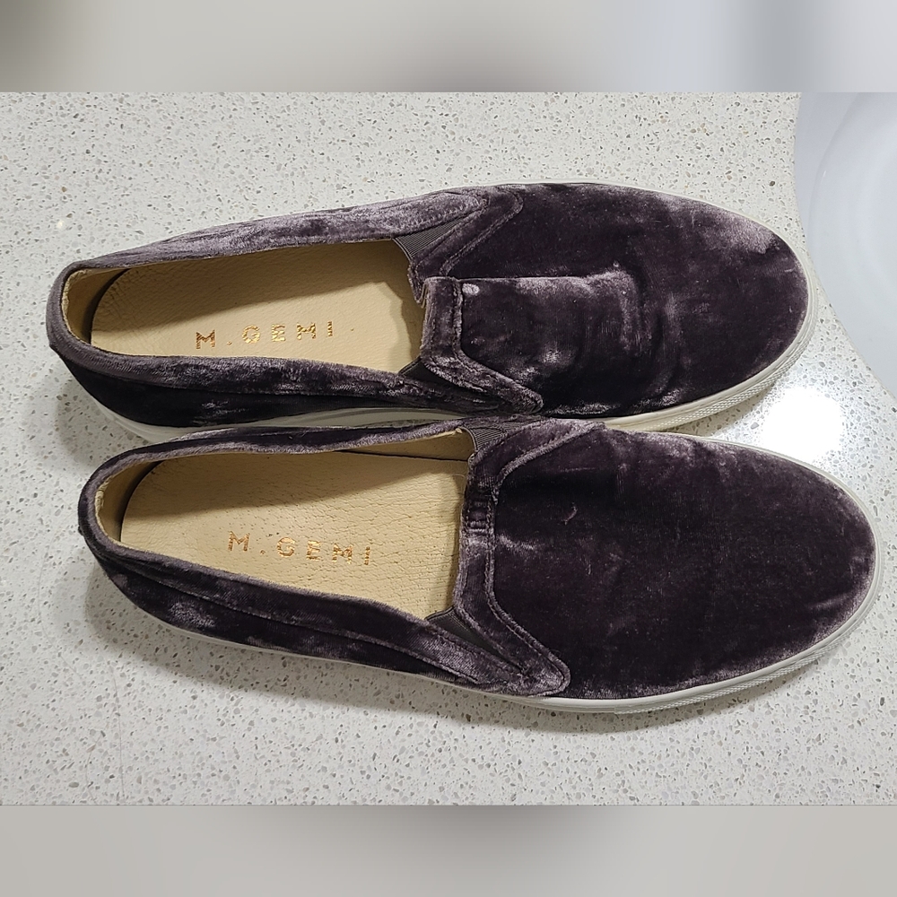 M. Gemi Cerchio Velvet Purple Slip On Sneaker Size: 38/7.5